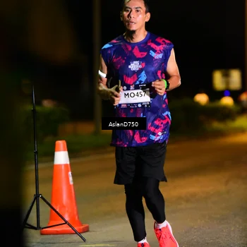 Runner Photo 7709285