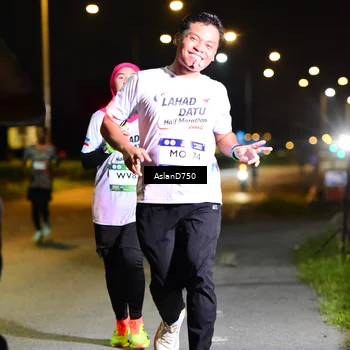 Runner Photo 7709294
