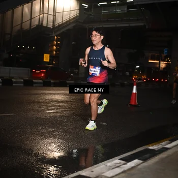 Runner Photo 7709303