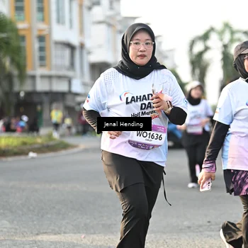 Runner Photo 7709307