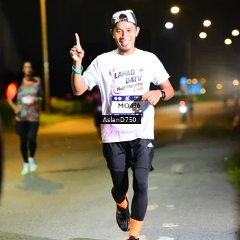 Runner Photo 7709312