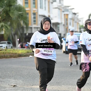 Runner Photo 7709319