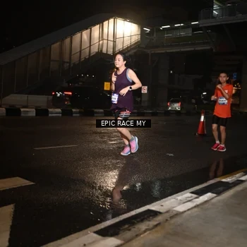Runner Photo 7709320