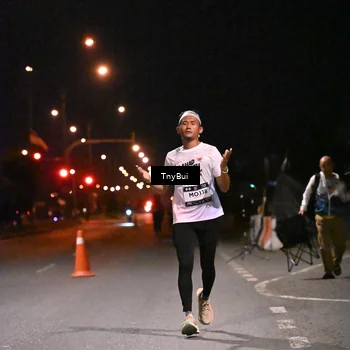 Runner Photo 7709331