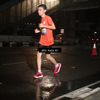 Runner Photo 7709335