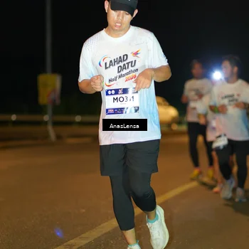Runner Photo 7709336