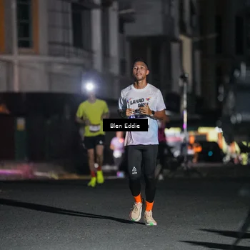Runner Photo 7709346