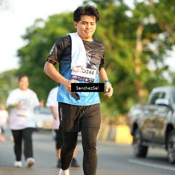 Runner Photo 7709369