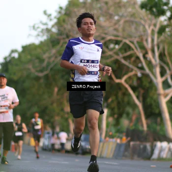 Runner Photo 7709384
