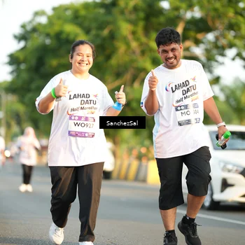 Runner Photo 7709387