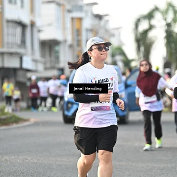 Runner Photo 7709392