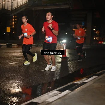 Runner Photo 7709394