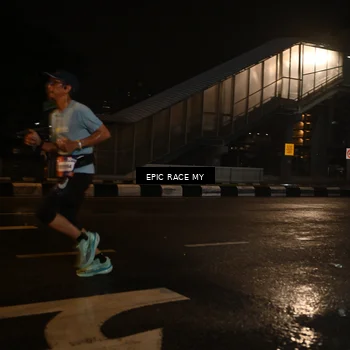 Runner Photo 7709403