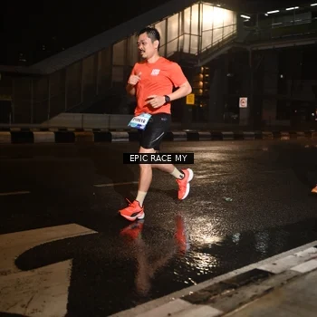 Runner Photo 7709404