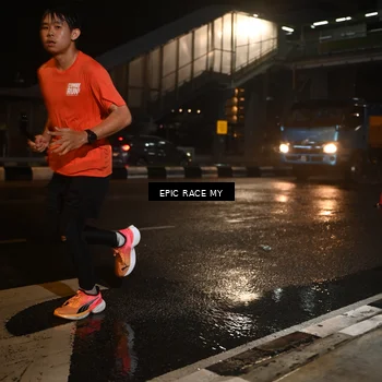 Runner Photo 7709422