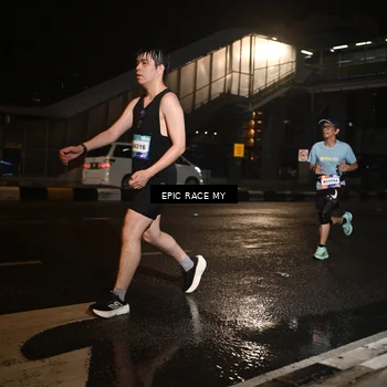 Runner Photo 7709432