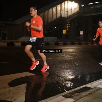 Runner Photo 7709441