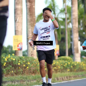 Runner Photo 7709444