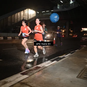 Runner Photo 7709465