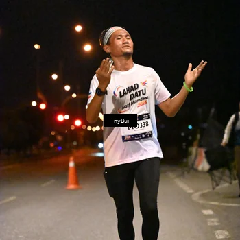 Runner Photo 7709470