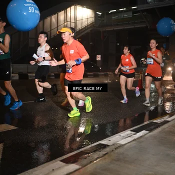 Runner Photo 7709472