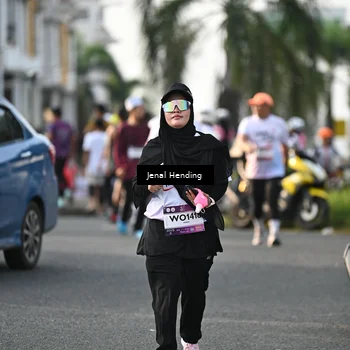Runner Photo 7709473