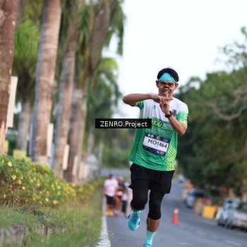 Runner Photo 7709481