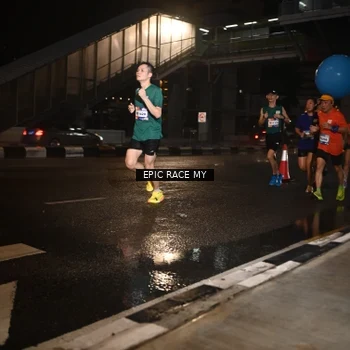 Runner Photo 7709499
