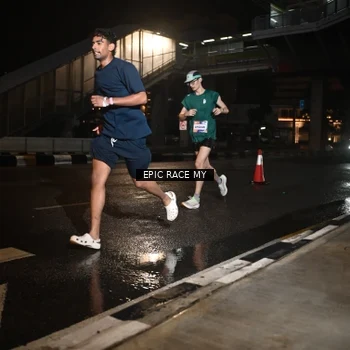 Runner Photo 7709502