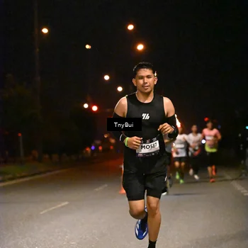 Runner Photo 7709513