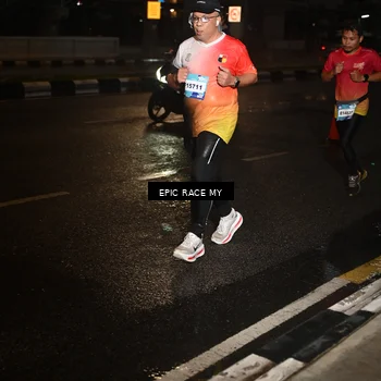 Runner Photo 7709515