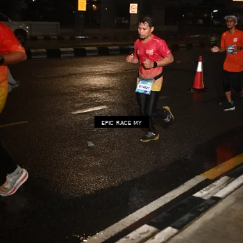 Runner Photo 7709528
