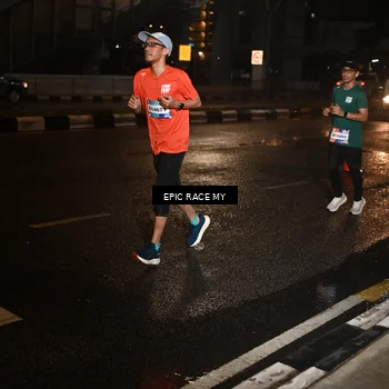 Runner Photo 7709548