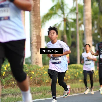 Runner Photo 7709550