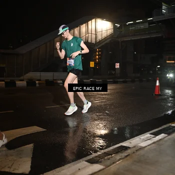 Runner Photo 7709557