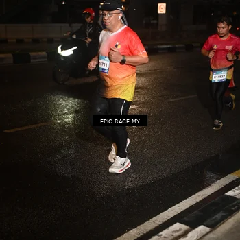 Runner Photo 7709559