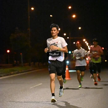 Runner Photo 7709561