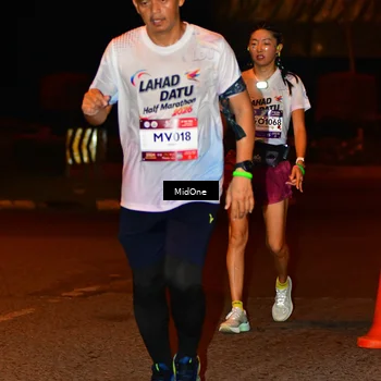 Runner Photo 7709565