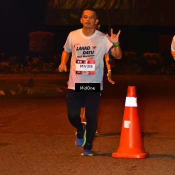 Runner Photo 7709573