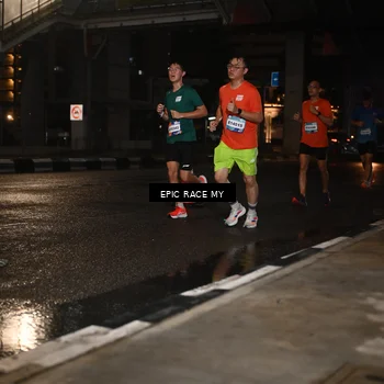 Runner Photo 7709576