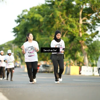 Runner Photo 7709586