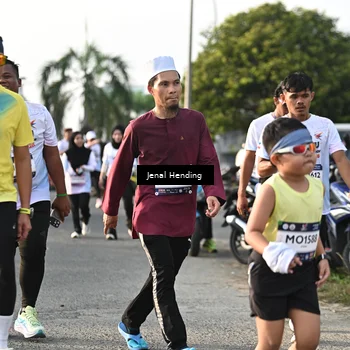 Runner Photo 7709592