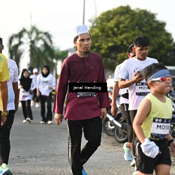 Runner Photo 7709594