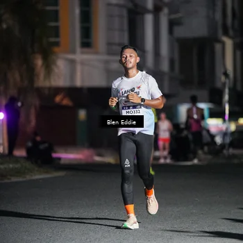 Runner Photo 7709603