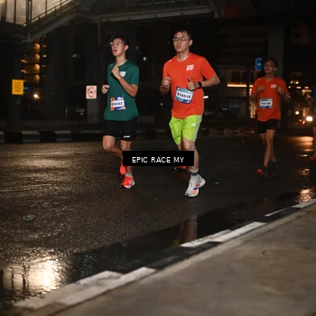 Runner Photo 7709604