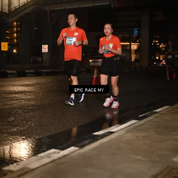 Runner Photo 7709615