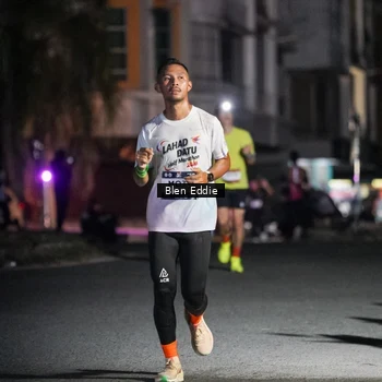 Runner Photo 7709625