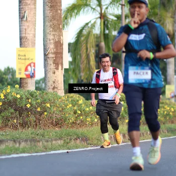 Runner Photo 7709630