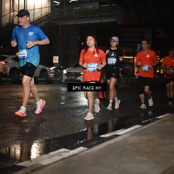 Runner Photo 7709635