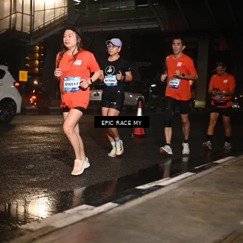 Runner Photo 7709644